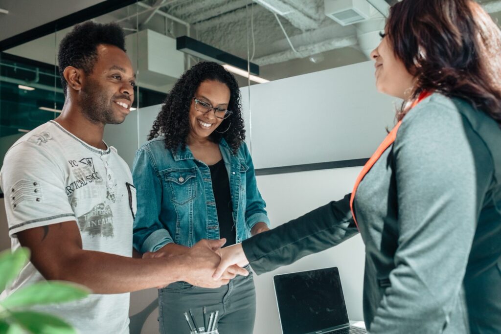 become a real estate agent